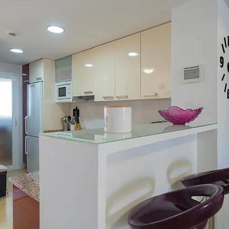 Launa Apartment